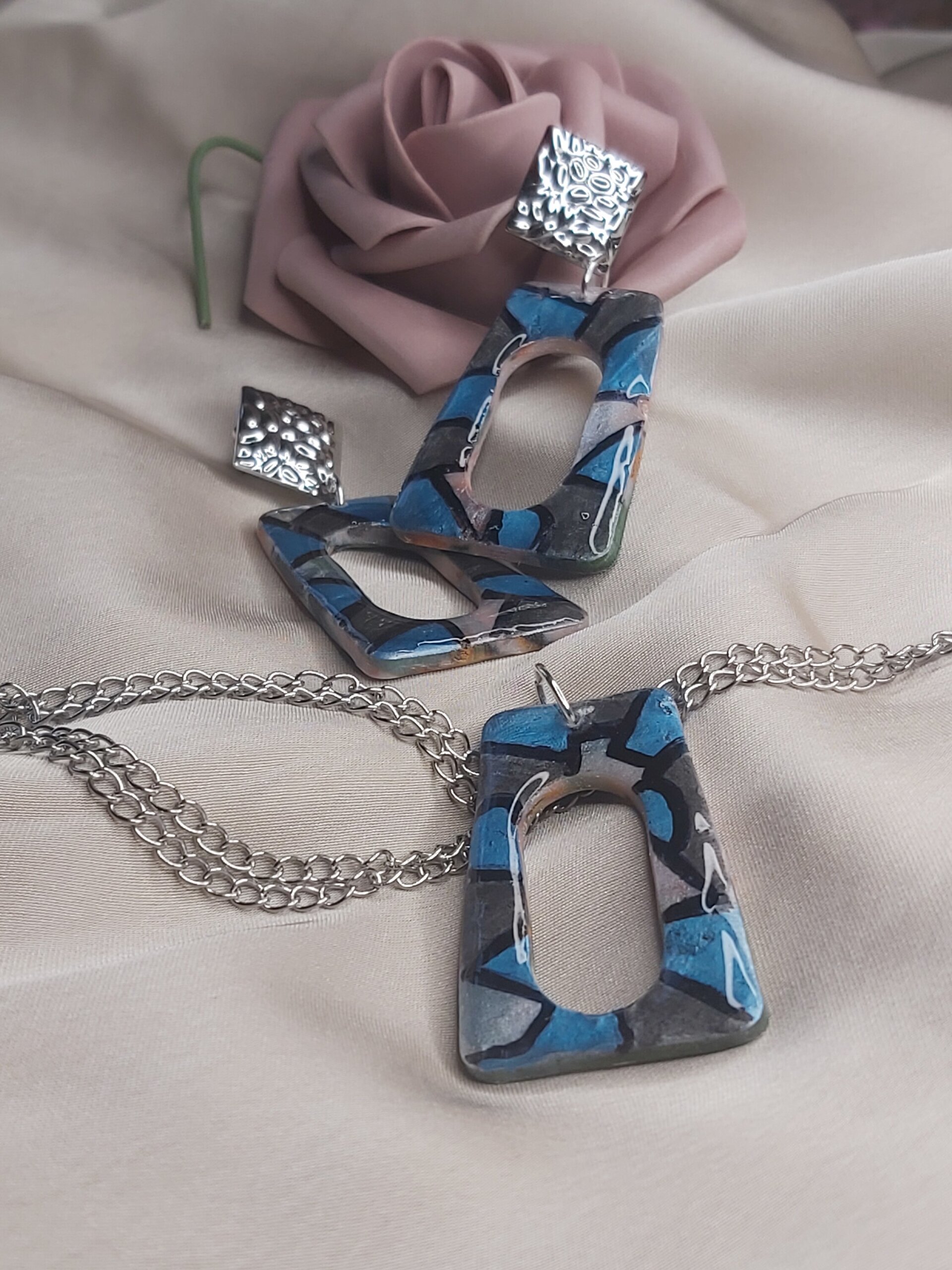 CONJUNTO NUVOLS BLUE. PENDIENTES Y COLGANTE. - 3