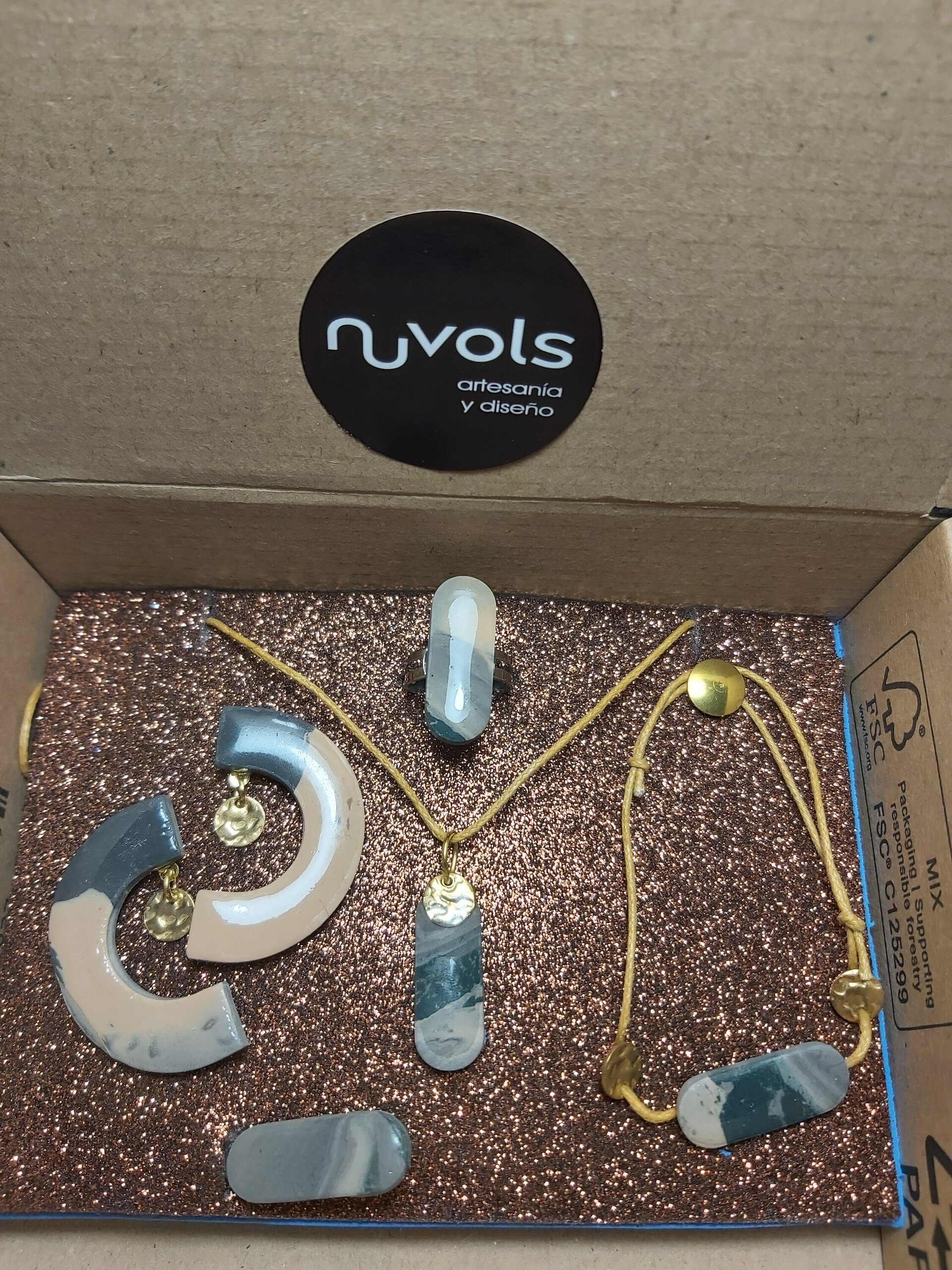 CAPME. COLGANTE, PENDIENTES, ANILLO, HORQUILLA Y PULSERA. - 2